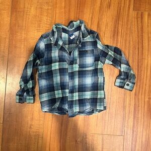 long sleeve flannel button up
